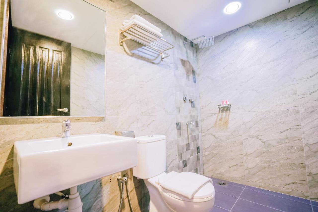Greystone Midaris Hotel Kuala Lumpur Exterior photo